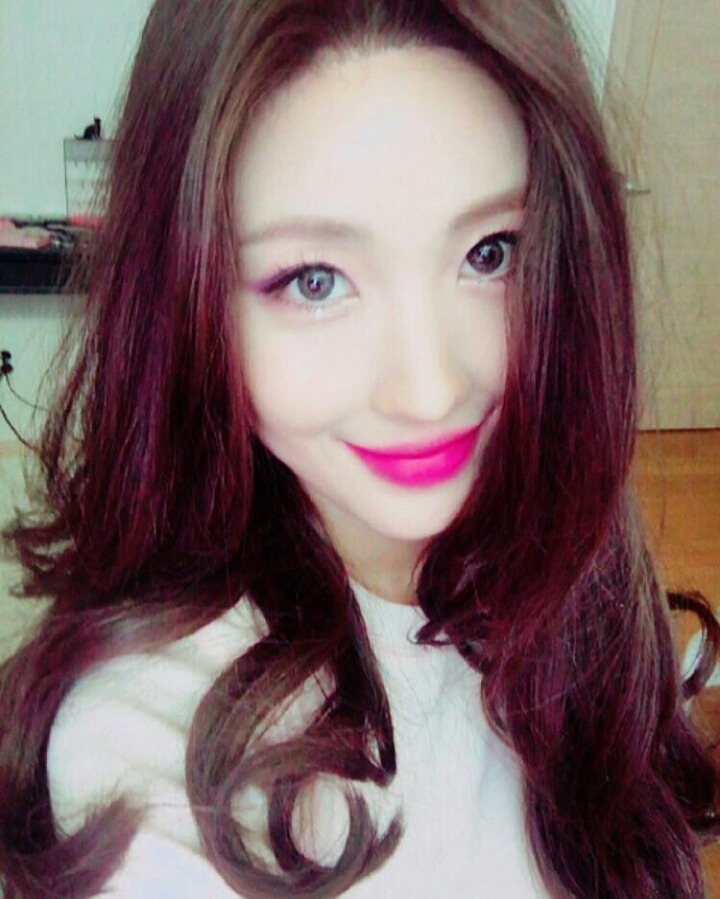 뷰티크리에이터 이사배 | 인스티즈