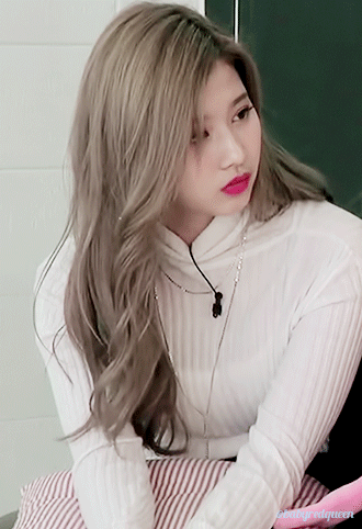 사람 홀리게 끼부리는 끼쟁이 사나 | 인스티즈