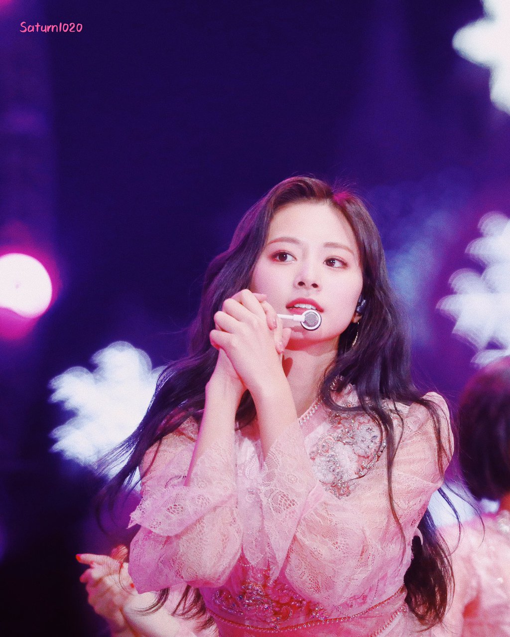 감탄만 나오는 최근 쯔위의 미모.jpgif | 인스티즈