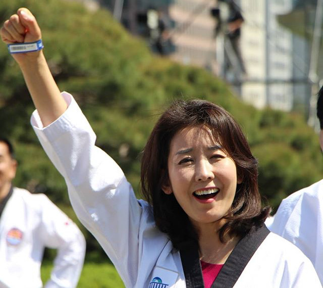 김어준이 자유한국당 다음 당대표로 밀어주고 있는 인물 | 인스티즈
