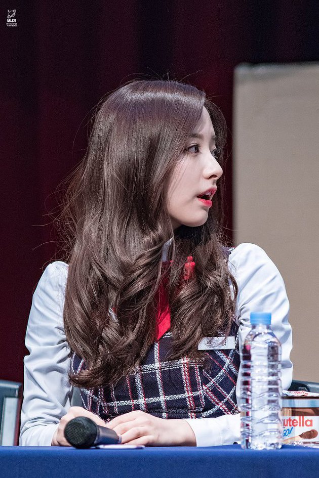 콧대 ㄷㄷㄷ한 우주소녀 보나 | 인스티즈