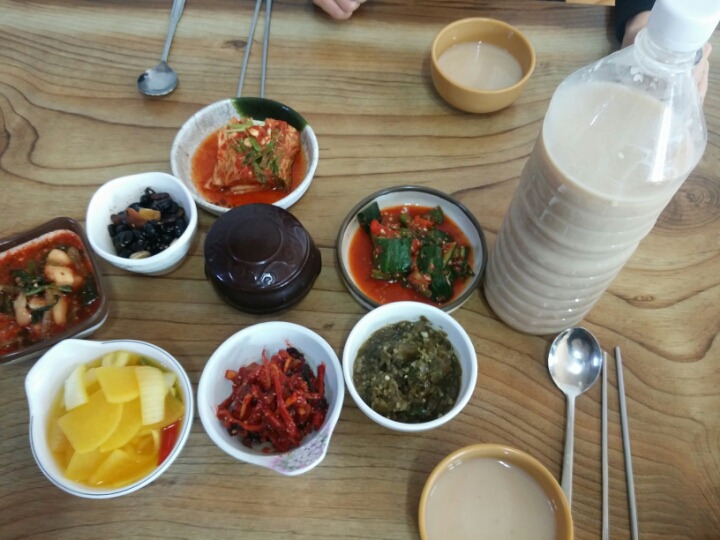 매화칼국수 이미지