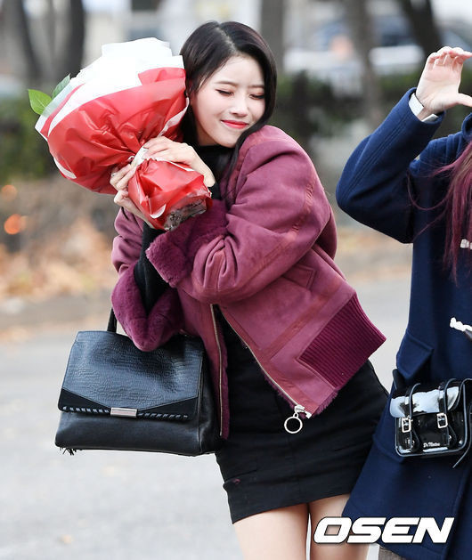 러블리즈 미주 사복 | 인스티즈