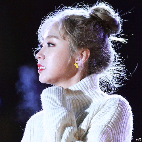 바람 맞으며 무대하는 러블리즈 지수.gif | 인스티즈