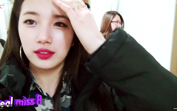 현실 실물감이 느껴지는 수지 직찍짤들.jpgif | 인스티즈