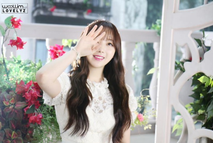 [러블리즈] 퇴근하는 버스가 한산해서 케이 | 인스티즈