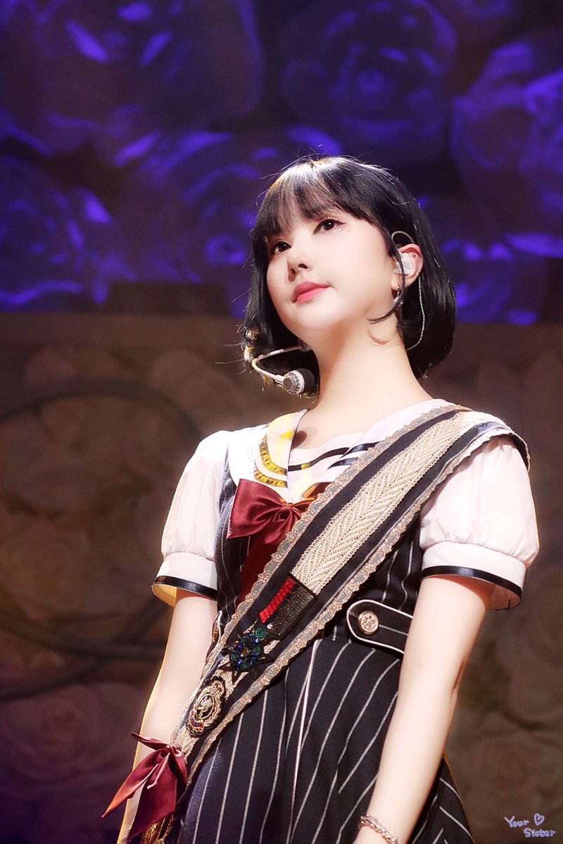 근무 중 할 일이 없어서 여자친구 은하.jpgif | 인스티즈