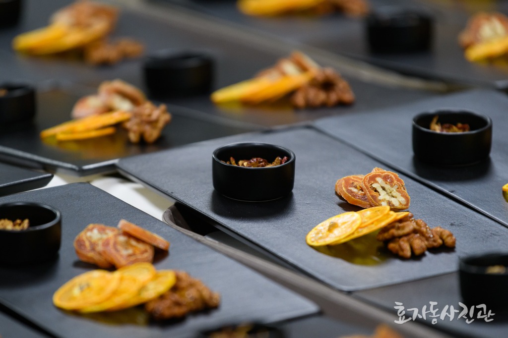 청와대 효자동 사진관) 스리랑카 대통령 국빈 만찬 준비하는 청와대 모습 | 인스티즈