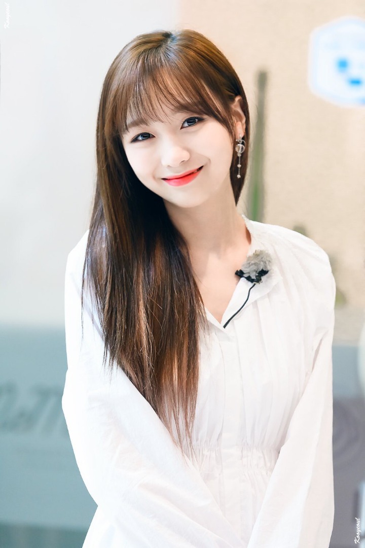 [러블리즈] 새마을에서 KTX 환승 기다리는중에 미주와 수정이 | 인스티즈