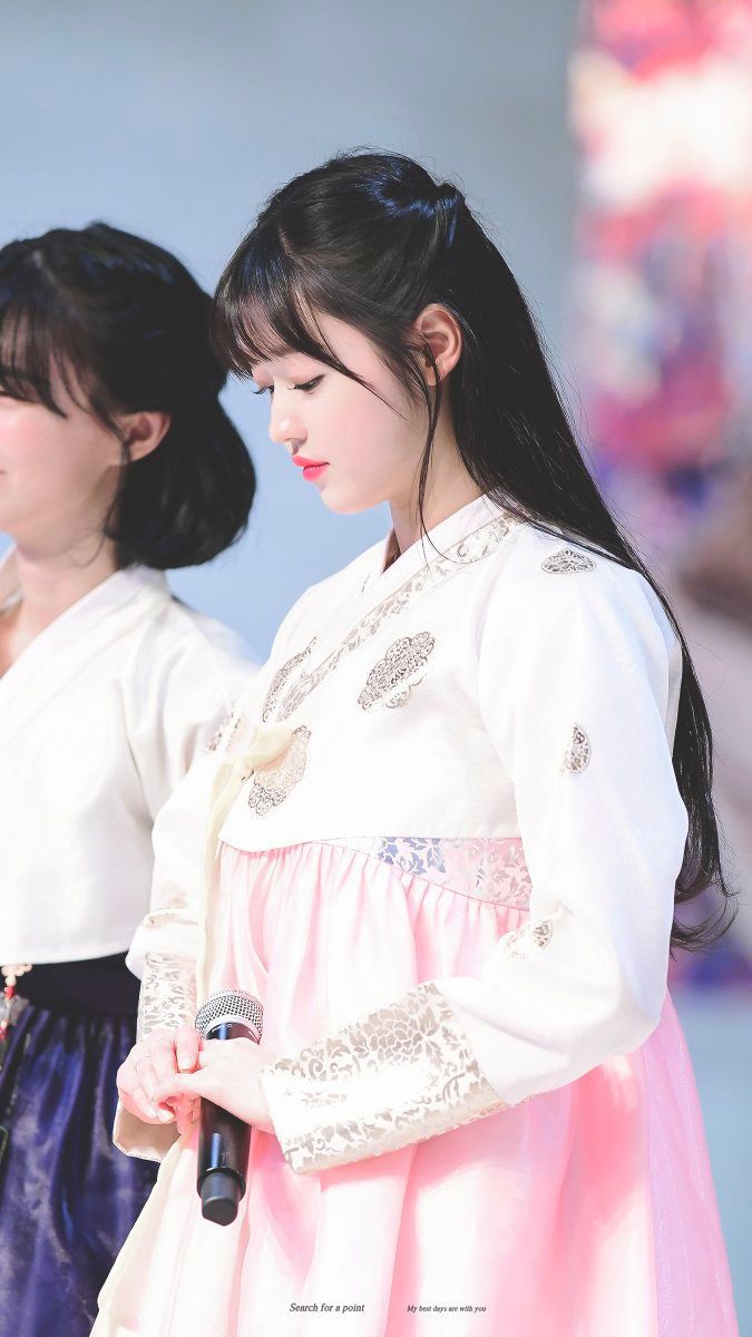 팬싸에서 한복입은 유아.jpg (오마이걸) | 인스티즈