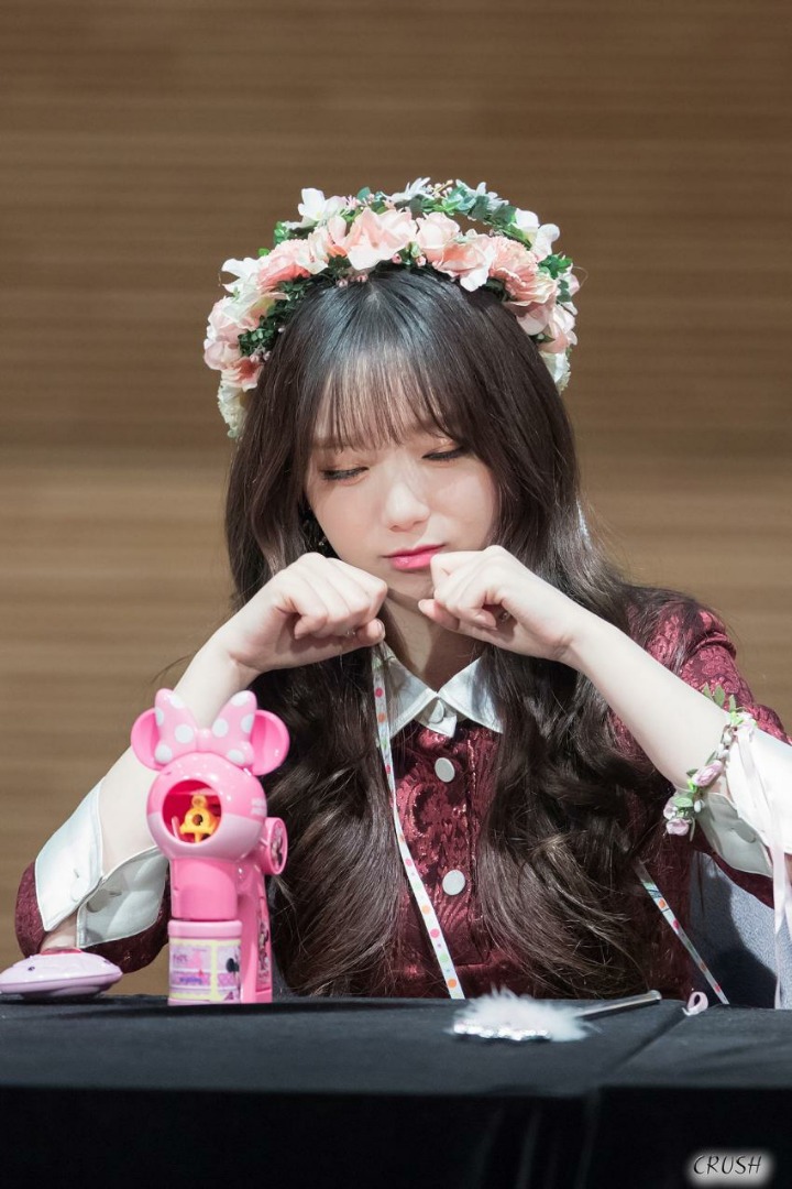 [러블리즈] 밥먹고 운동할지 운동하고 밥먹을지 고민돼서 케이 | 인스티즈