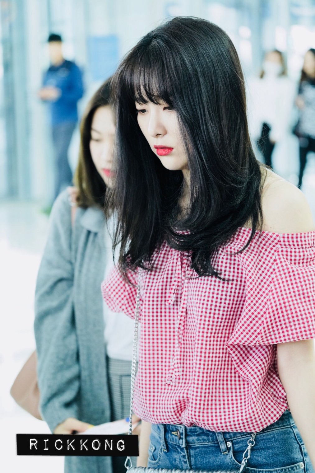 [레드벨벳] 아련아련한 느낌의 공항 슬기 | 인스티즈