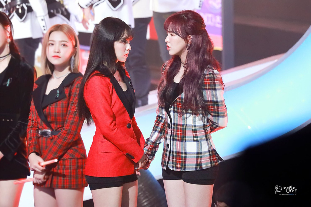 [레드벨벳] 코가 간질간질해서 웬디 | 인스티즈