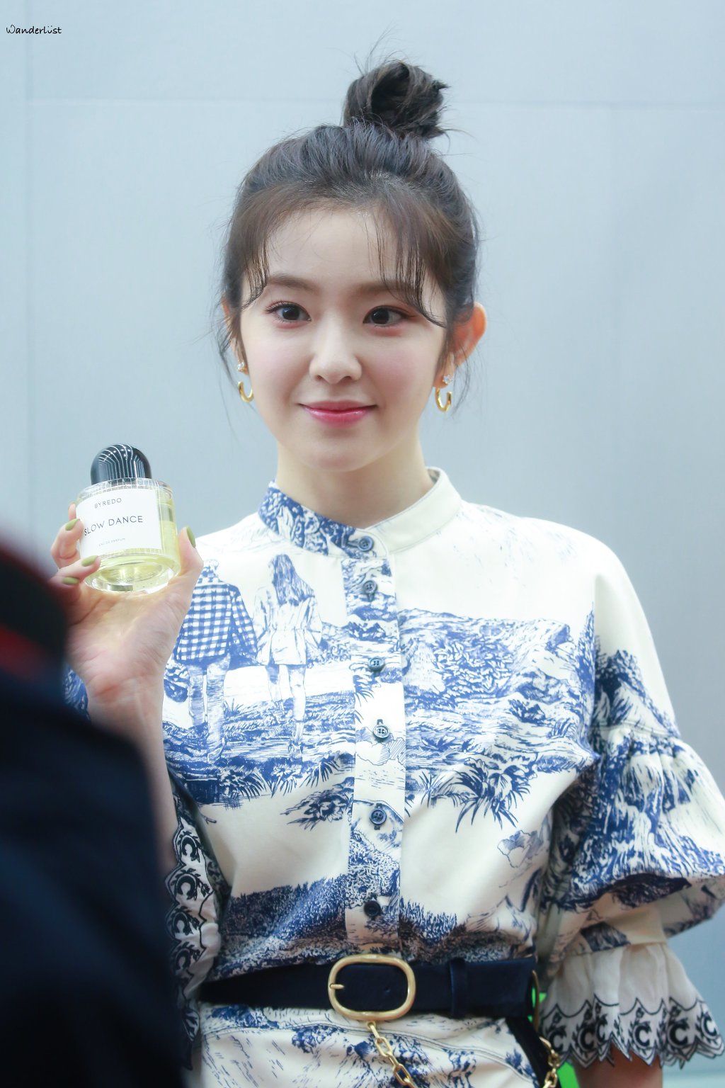 귀여운 똥머리 아이린.jpgif | 인스티즈