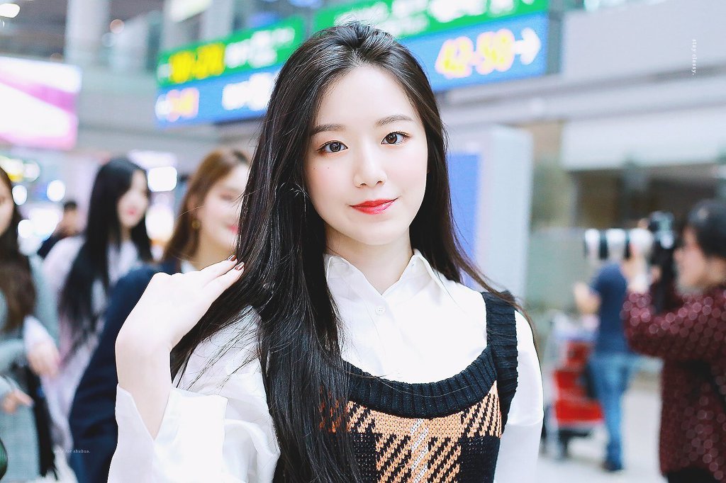 (여자)아이들의 비쥬얼담당 백설공주 슈화.jpgif (311장) | 인스티즈