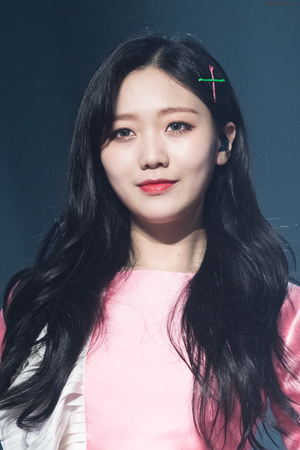 [러블리즈] 이따가 머리하러 갈 때 옆머리는 6mm로 해달라고 할거라서 수정이 | 인스티즈
