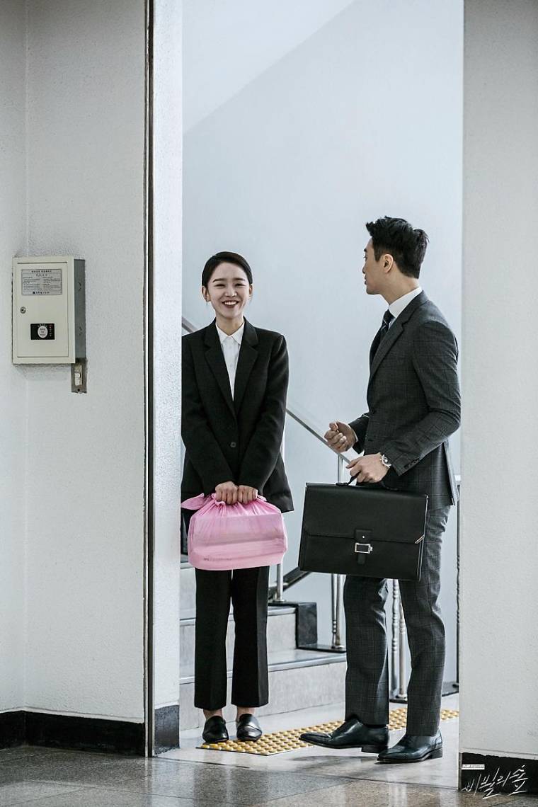 진지하게 만나볼 의향이 있는 신혜선.gif | 인스티즈