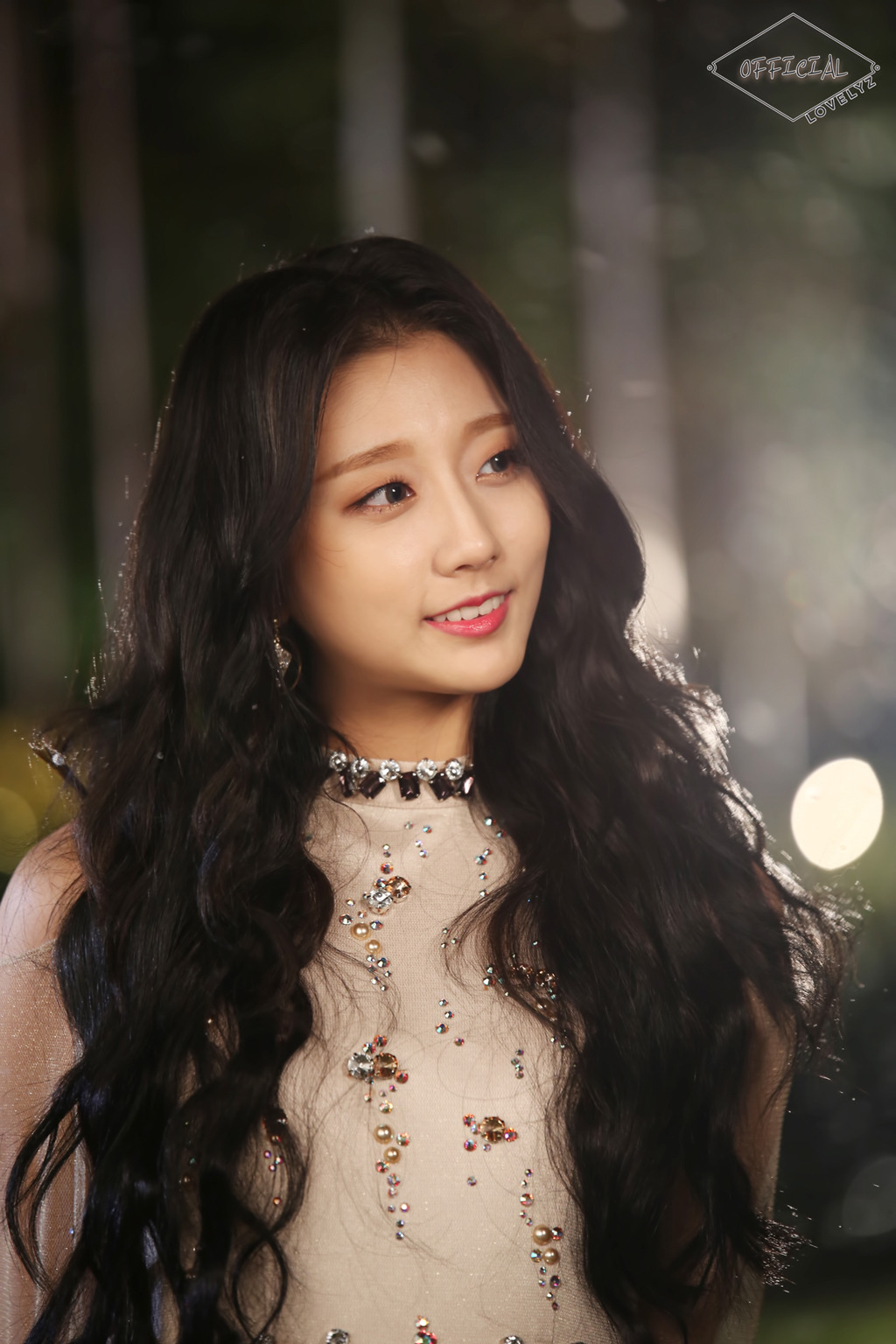 [러블리즈] 폰 용량이 얼마남지 않아서 예인이 | 인스티즈