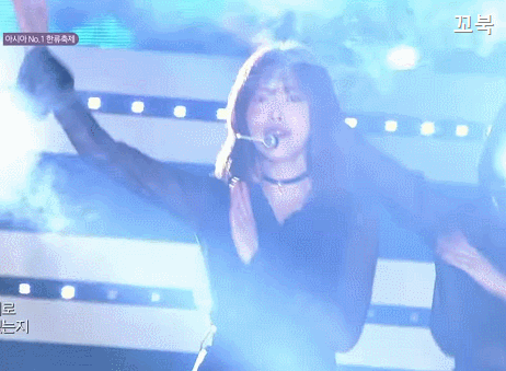 부산원아시아페스티벌(BOF) 여자친구 밤+시간을달려서.gif | 인스티즈