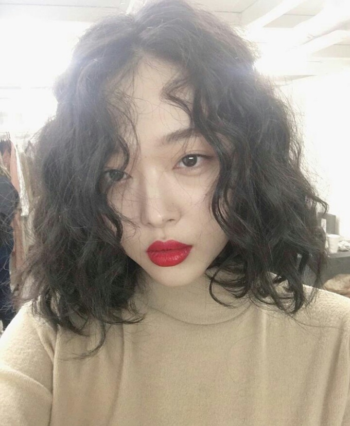 오늘자 설리 인스타 업뎃 | 인스티즈